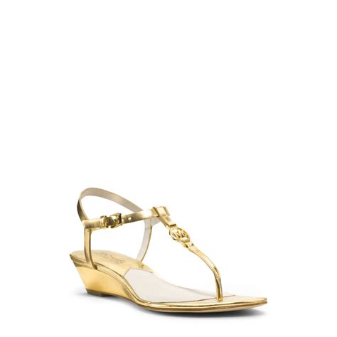 schuhe michael kors golde|Michael Kors gold leather sandals.